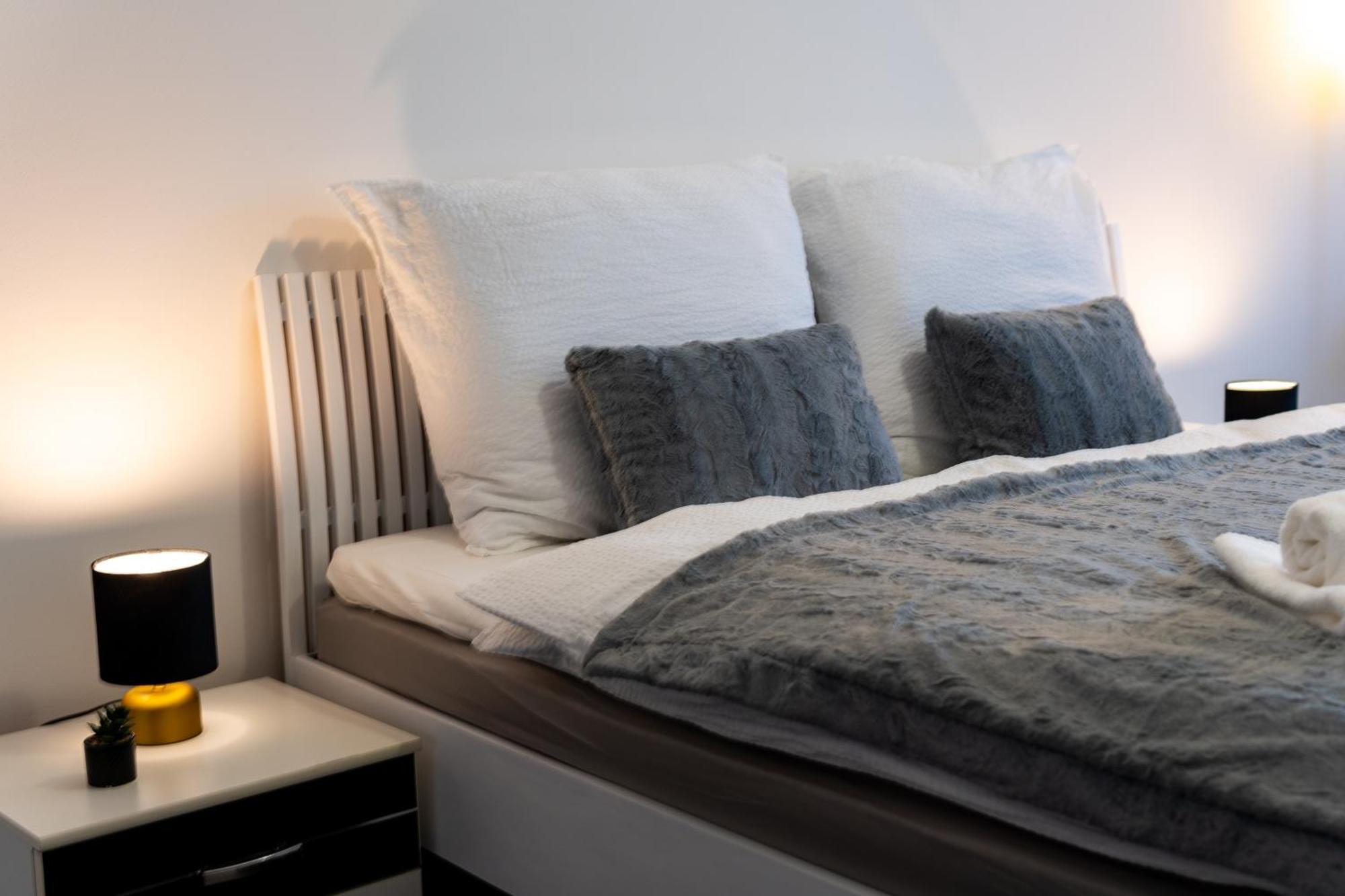 Bnb New Beautiful Apartment In The Center Of Ostrava With Option Garage Parking Esterno foto