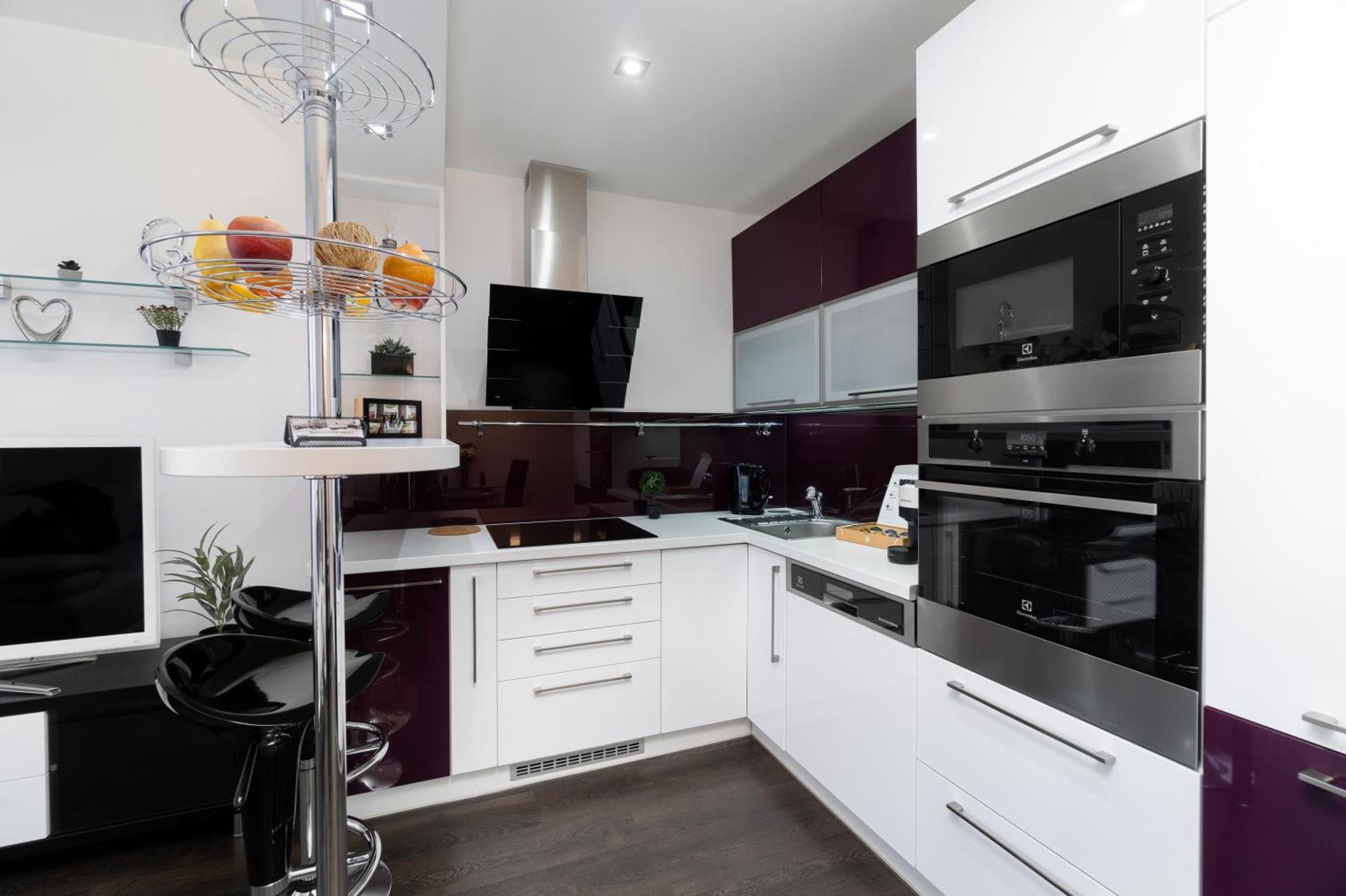 Bnb New Beautiful Apartment In The Center Of Ostrava With Option Garage Parking Esterno foto