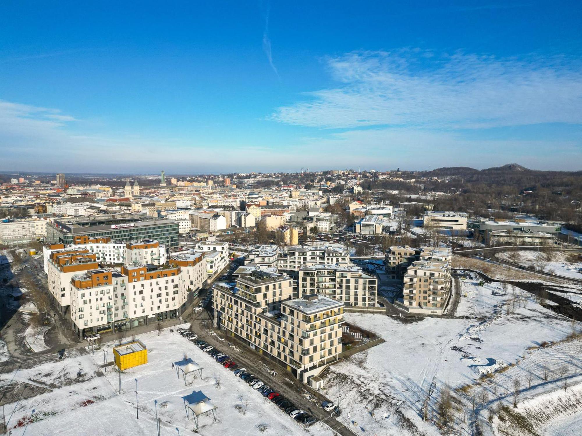 Bnb New Beautiful Apartment In The Center Of Ostrava With Option Garage Parking Esterno foto