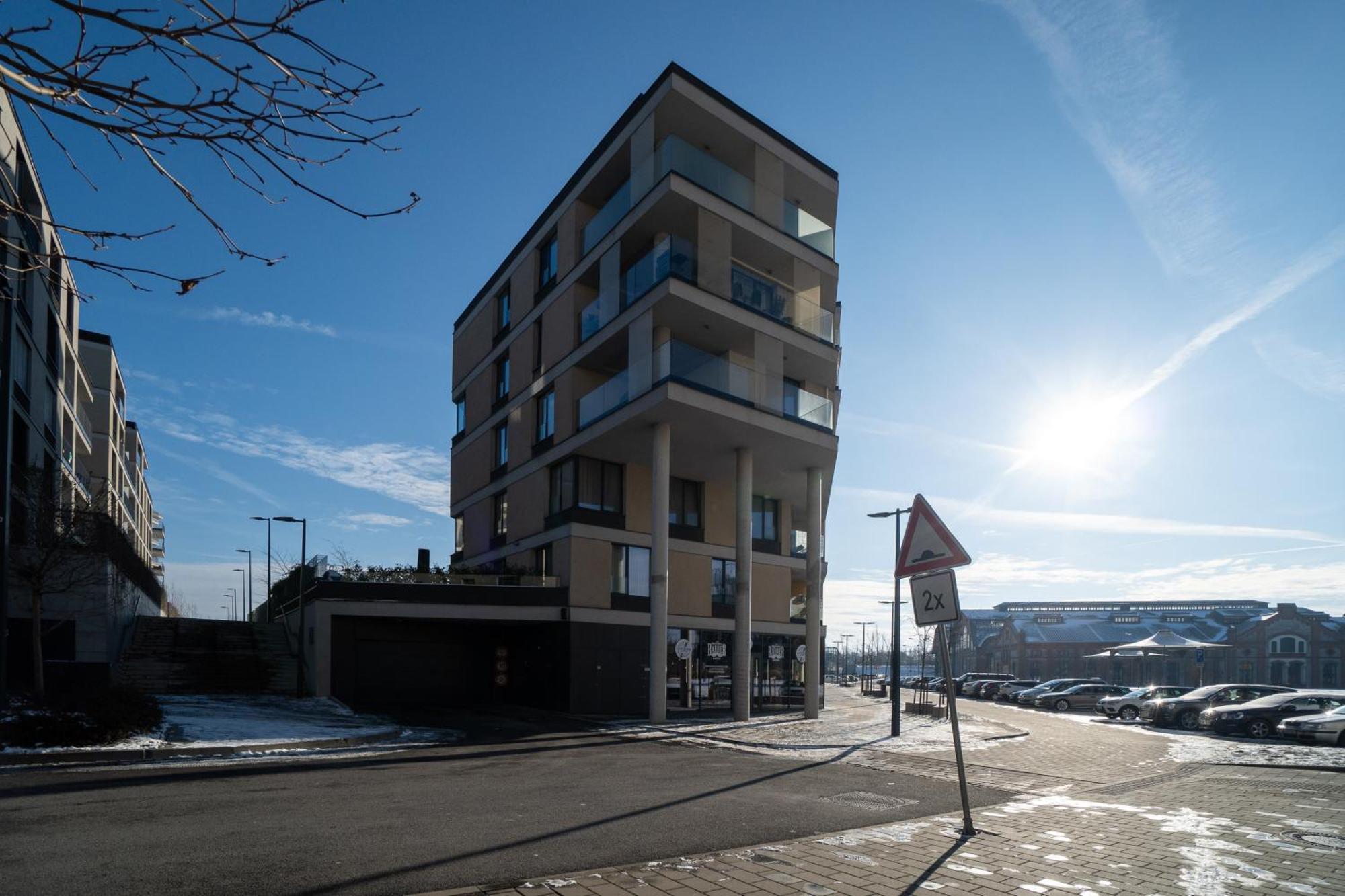 Bnb New Beautiful Apartment In The Center Of Ostrava With Option Garage Parking Esterno foto